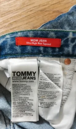 Mom Jeans Damen Tommy Jeans, Hellblau, Gr. 24x30 (XS/34)
