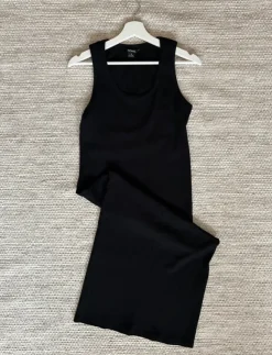 Monki enganliegendes bodycon maxikleid ripped stoff
