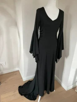Morticia Addams gr. M