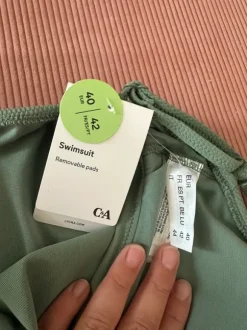 Neu und ungetragen