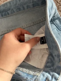Neue Jeans
