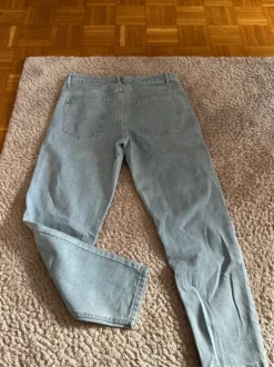 Neue Jeans