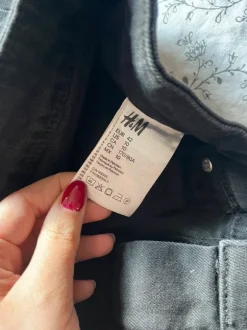 NEUE schwarze Jeansshorts 42