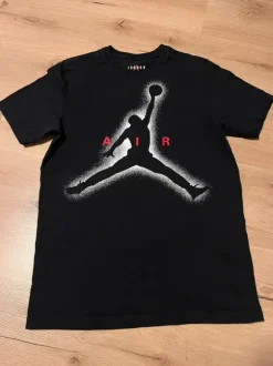 Nike air tshirt