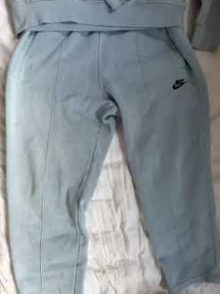 Nike Anzug