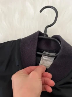 Nike Bomberjacke
