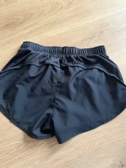 Nike hardloopshort broekje