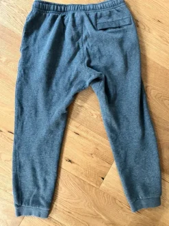 Nike Jogginghose Größe M grau