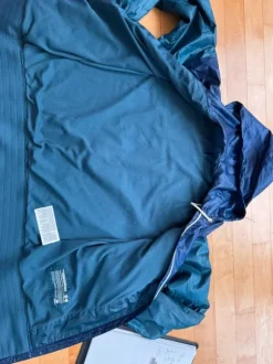 Nike Laufjacke mit Kapuze L