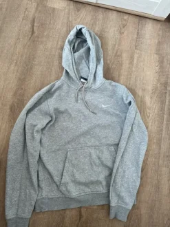 Nike Pullover