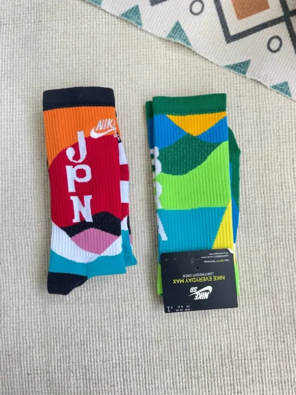 Nike SB x Parra Brazil und Japan Federation Kit Socks Socken Crew Everyday Max Lightweight L