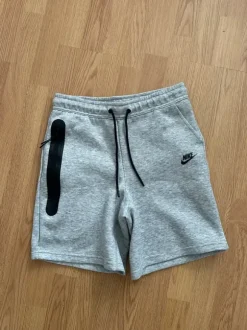 Nike Shorts grau gr. M