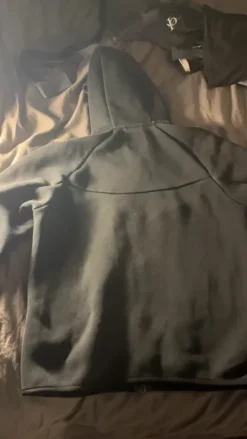 Nike tech flees
