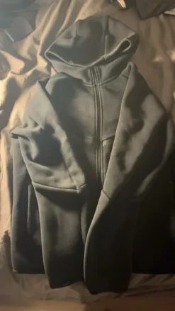 Nike tech flees