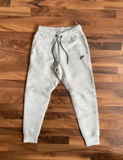Nike Tech Hose
