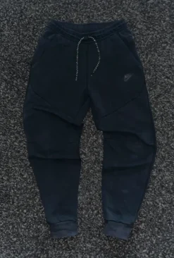 Nike Tech Hose Schwarz