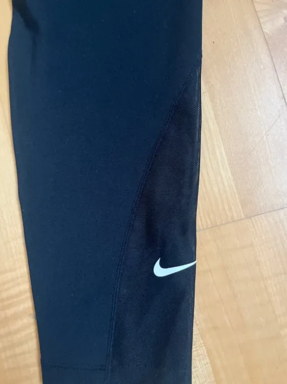 Nike Tight Gr. M schwarz