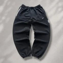 Nike Track Pants Mini Swoosh Schwarz L Sweatpants Streetwear Vintage Style Dri-FIT Y2K
