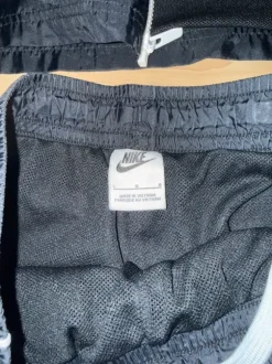 Nike Tracksuit Schwarz Gr L