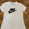Nike T-Shirt Damen