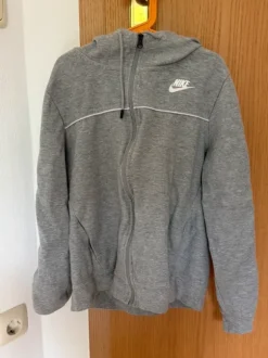 Nike Zip Hoodie in Grau, Größe S