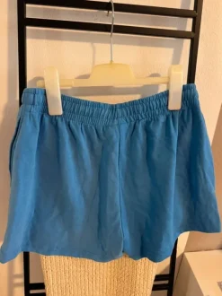Oace kurze Short in blau