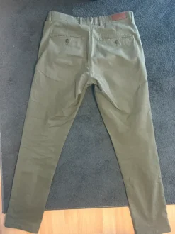 Olivgrüne Chino Jack&Jones