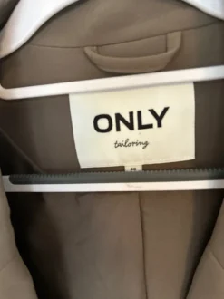 Only Blazer braun