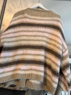 Over Size Strickjacke