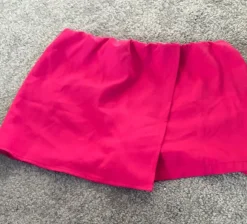 Pinker Hosenrock
