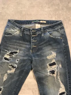 Please Jeans
