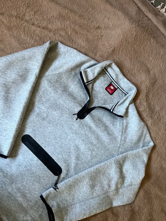Pull nike tech Fleece Kangourou / L / Gris 🩶