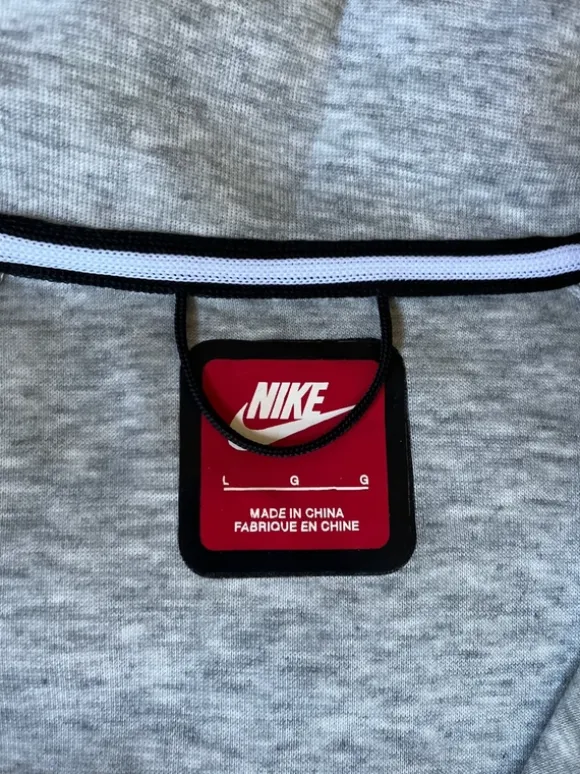 Pull nike tech Fleece Kangourou / L / Gris 🩶