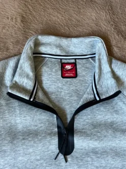Pull nike tech Fleece Kangourou / L / Gris 🩶
