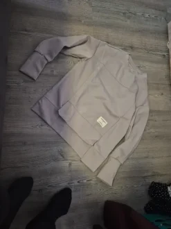 Pulli und Leggings