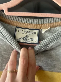 Pullover grau