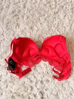 Push Up BH mit Spitze