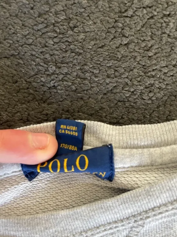 Ralph Lauren sweatshirt