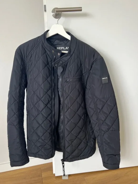 Replay Jacke in der Größe XL Farbe schwarz