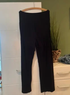 Rippenstrick Mama Leggins schwarz Gr.L H&M
