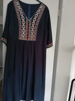 Robe casual bleu marine