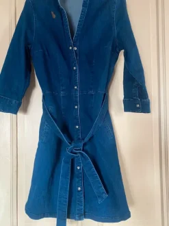 Robe naf naf en jean’s taille 40