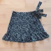 Rock mit Blumenmuster