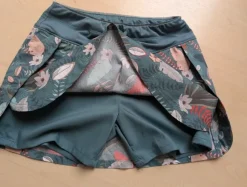 Rock Shorts von Decathlon Mit Blumenmuster