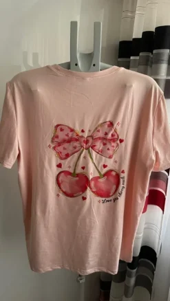 Rosa Cherry T-Shirt mit Schleife 🍒
