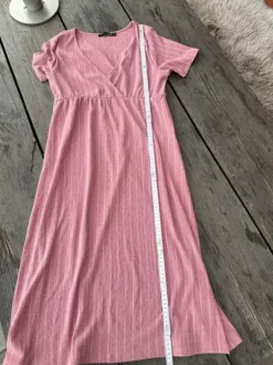Rosefarbenes Umstandskleid Sommer Supermom