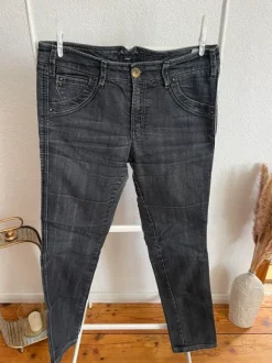 Rosner Jeans
