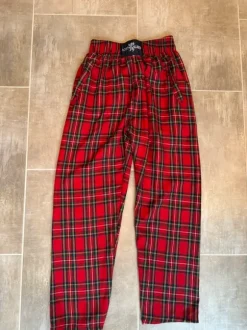 Rote Pyjamahose in Größe S/M