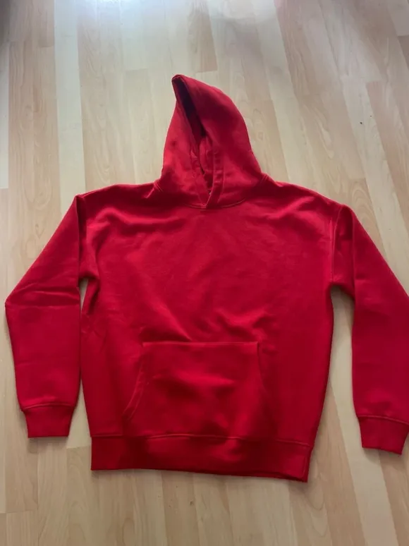 Roter Kapuzen Pulli Gr S