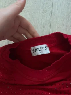 rotes Kostüm